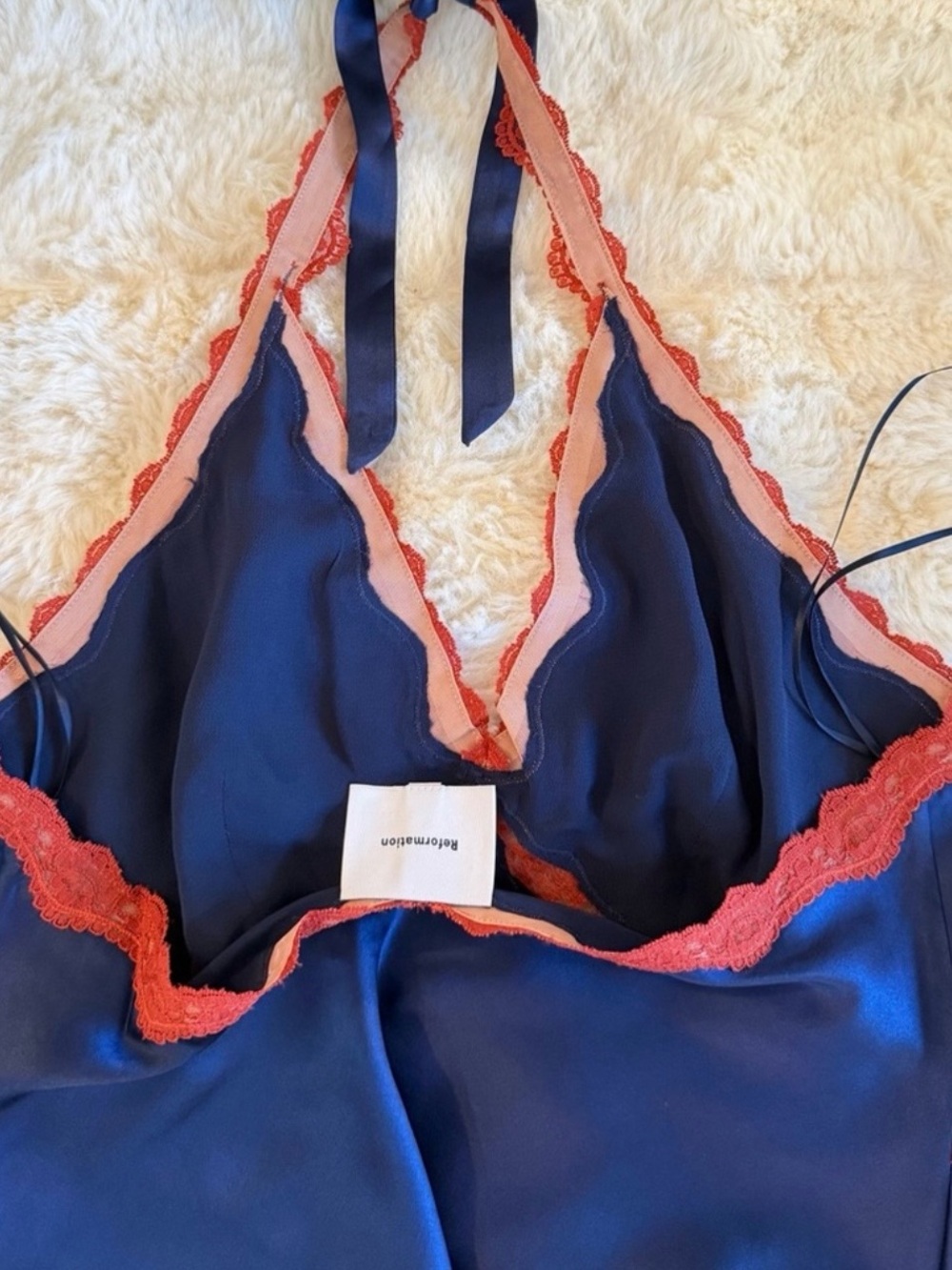 Reformation Monica Silk Top In navy, NEW WITHOUT TAGS, NEVER WORN, NO FLAWS. - Picture 5 of 5